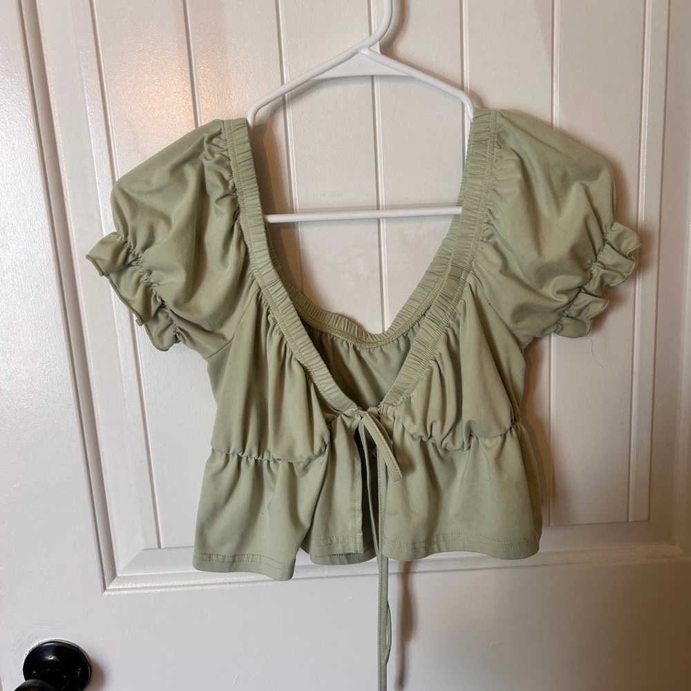 Women's Green Puff Sleeve Top